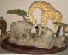 ''    ''  Limit edition 350 Pieces Worldwide Polystone statue Handcraft, Handpainting  Country Artists Figurines
